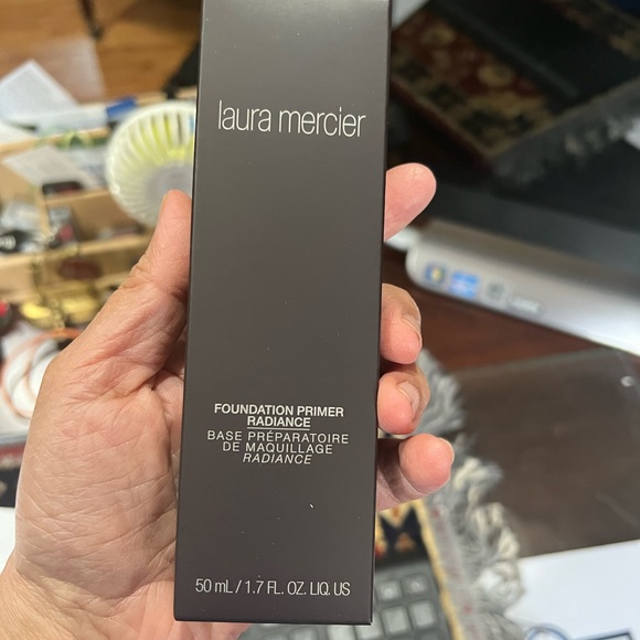 COPY - Laura Mercier tinted foundation radiance primer - Picture 2 of 4